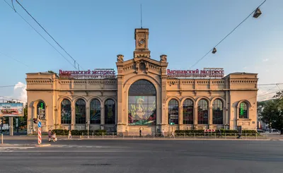 File:Varshavsky Rail Terminal SPB.jpg - Wikimedia Commons