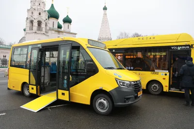 На центральной площади Ярославля жителям и гостям города показали новые  автобусы- Яррег - новости Ярославской области