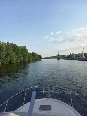 Атомная подводная лодка «Воронеж» спасла маленький катер. Сентябрь 2016.