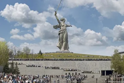 Фото: Мамаев курган, памятник, мемориал, Волгоград, площадь Героев — Яндекс  Карты