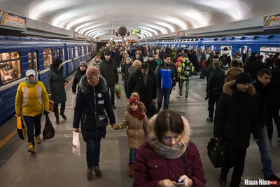 В московском метро приостановлено движение поездов - Российская газета