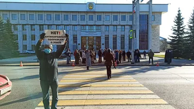 В Уфе пожарных, которые спасли из горящих квартир детей-грудничков и  пожилых, наградят - KP.RU