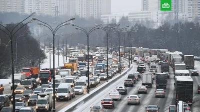 Московская кольцевая автомобильная дорога (МКАД)