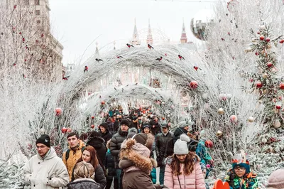 Москву на Новый год украсят прошлогодними декорациями - Москвич Mag