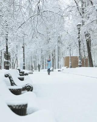 ВЕЧЕРНЯЯ МОСКВА В ФОРМАТЕ 4K. Улицы Москвы сегодня полны жизни. Комментарии  иностранцев. | Мария обо всём | Дзен