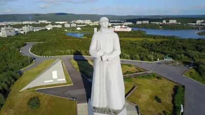 В Мурманске почтили память портовиков, погибших в годы Великой  Отечественной войны | 06.05.2023 | Мурманск - БезФормата