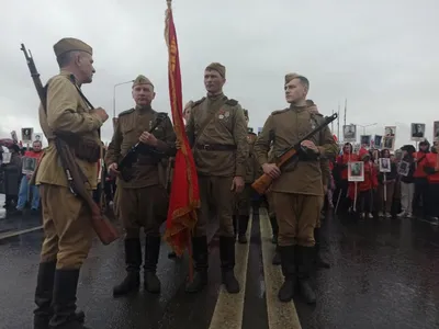 9 Мая в Нижнем Новгороде: военный парад, \"Бессмертный полк\" и пятиминутный  фейерверк - 9 мая 2017 - nn.ru