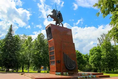 Памятник Василию Чапаеву в Чебоксарах - Достопримечательность