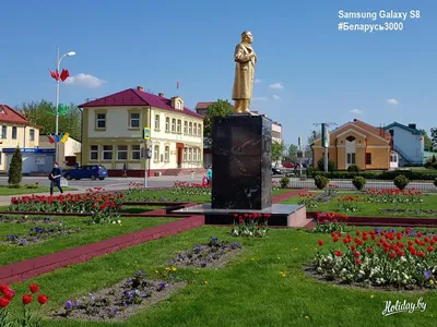 Памятник Якову Гарелину в Иваново, ул. 10 Августа, 20А - фото, отзывы 2024,  рейтинг, телефон и адрес