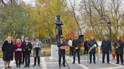 Фотография памятника : Памятник жертвам политических репрессий : Адрес:  Россия, Татарстан, г. Казань : Ленинский сад : Фотографии :: Памятники и  памятные знаки жертвам политических репрессий на территории бывшего СССР ::  База