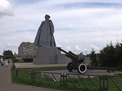 Памятник С.М. Кирову в городе \"Мурманск\"