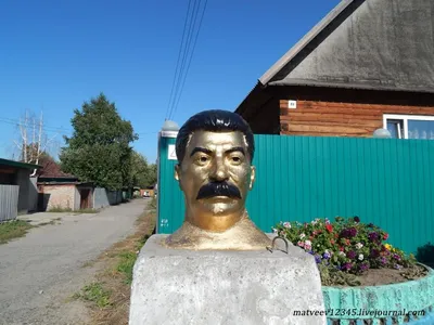 Гранитные памятники в Новосибирске. Гравировка и установка памятника в  Новосибирске