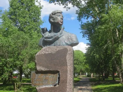 Памятник А. С. Попову (Пермь) — Википедия