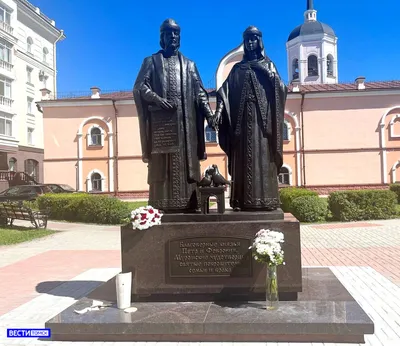 Томск. Памятники.