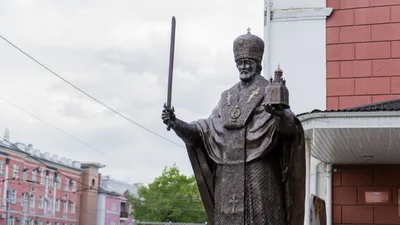 Гранитные памятники фотографии в Барнауле, образцы памятников на могилу