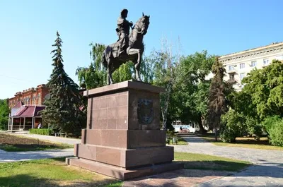 Памятник первому воеводе Царицына Засекину, Волгоград: лучшие советы перед  посещением - Tripadvisor