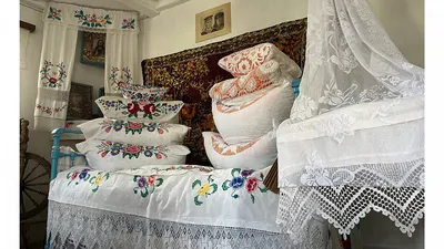 Подушка 68 х 68 см, пух 30%, перо 70%, Сонлайн, чехол 100% полиэстер, кант,  упругая, Бел-Поль, П2-7, в ассортименте в Воронеже: цены, фото, отзывы -  купить в интернет-магазине Порядок.ру