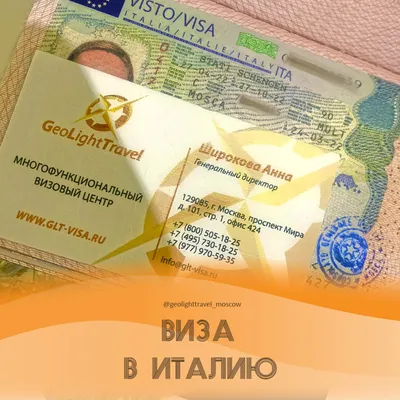 MasterCard And Visa With Russian Rubles Banknotes. Visa And MasterCard  Worldwide Is An American Multinational Financial Services Corporation.  Moscow, Russia - January 24, 2019 Stock Photo, Picture and Royalty Free  Image. Image 144735629.