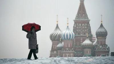 Ночной снегопад в Москве | Пикабу