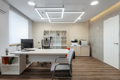 Изготовление дизайнерских светильников под заказ, пример освещения офисов.