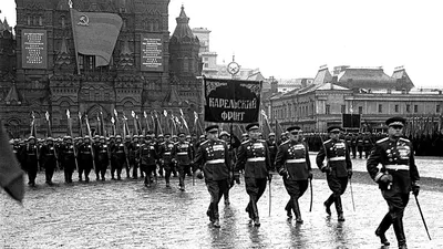 File:Парад Победы на Красной площади 24 июня 1945 г. (17).jpg - Wikipedia