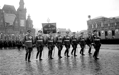 Как прошел первый Парад Победы в Москве в 1945 году. Фотогалерея - Ведомости