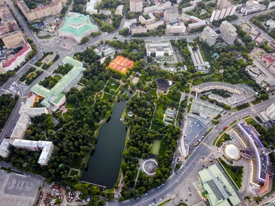 Необычные ландшафты и лучшие фотографии: видовые точки в парках Москвы