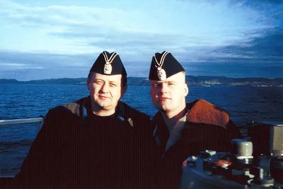 Адмирал Попов заявил, что АПЛ \"Курск\" погибла после столкновения с  подлодкой НАТО - ВПК.name