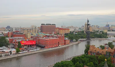 Собянин предложил проголосовать, стоит ли украшать Москву к Новому году -  РИА Новости, 16.11.2022