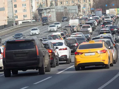 Пробки в Королеве: почему стоят Болшево, Первомайский и Юбилейный - Обзоры  - РИАМО в Королеве