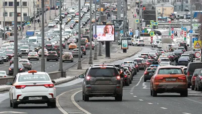 Придется потерпеть». Почему летом пробки парализуют Москву :: Autonews