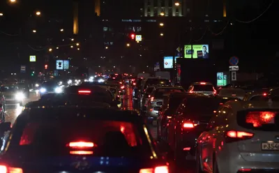 В дептрансе объяснили пробки в Москве перед локдауном — РБК