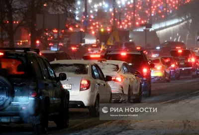 Пробки в Москве достигли 10 баллов | 360°