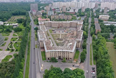 В Москве движение по Комсомольскому проспекту после атаки дрона частично  восстановлено