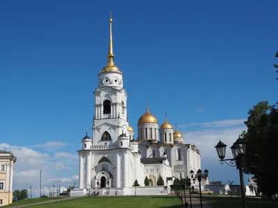 Сегодня в Москве можно наблюдать редкое природное явление — солнечное гало  - Москвич Mag - 21.07.2021