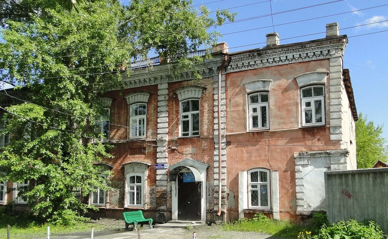 Старое приречье Старое приречье. Фотопортрет старого Барнаула. Фотографии и истории старинных зданий. Виртуальная прогулка по городу Старое приречье Старое приречье. Фотопортрет старого Барнаула. Фотографии и истории старинных зданий. Виртуальная прогулка по городу