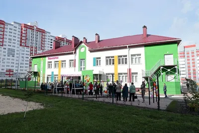 В Брянске начали сносить старый корпус детской больницы на Ульянова - KP.RU