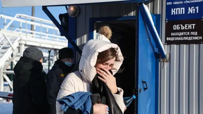 NEWSru.com :: Количество погибших во время пожара в кемеровском ТЦ \"Зимняя  вишня\" увеличилось до 64