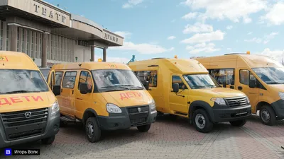 Новые автобусы получили школы Томской области: фоторепортаж