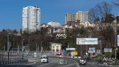 Центр Сочи - средоточие яркой жизни города, калейдоскоп эмоций и  впечатлений, а также отличное место для насыщенной