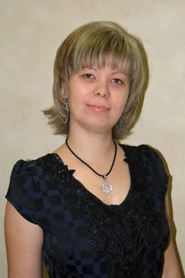 Целовалась с учеником»: в Омске учительницу английского языка обвинили в  аморальном поведении - Новости Омска - om1.ru
