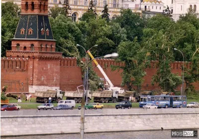 Ураган в Москве: Жуткие фотографии и видео из Сети