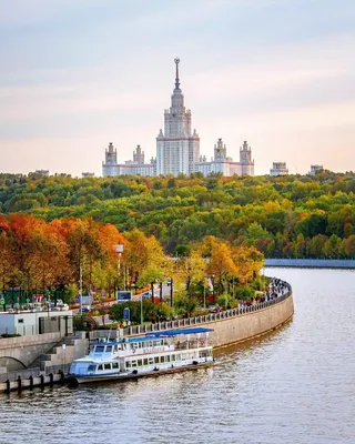 История и преображение Воробьевых гор в Москве