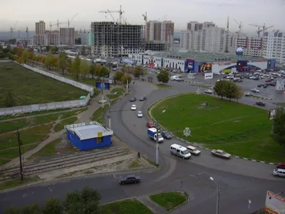 С воздуха летом Massalitinov мостов и набережных воронежской Chernavsky  ночи Стоковое Изображение - изображение насчитывающей город, высота:  193147695