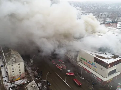 Пожар в \"Зимней вишне\": что известно о трагедии в Кемерово - Delfi RU