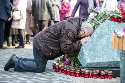 Парк ангелов открылся на месте сгоревшей «Зимней вишни» в Кемерово |  Медиагруппа \"Юг Сибири\"