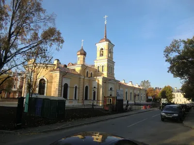 Эрмитаж павильон и осенний листву в парке Кэтрин, Пушкин Царское Село, Санкт -Петербург, Россия Стоковое Изображение - изображение насчитывающей спело,  завод: 160657035