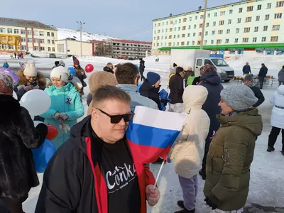 В Гаджиево военные моряки принимали поздравления - Новости Мурманска и  области - ГТРК «Мурман»