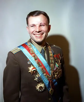 Yuri Gagarin - Biography - IMDb