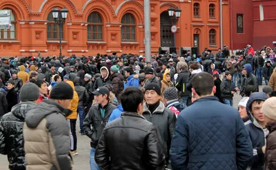 Гастарбайтеры массово теряют работу в Москве | Пикабу